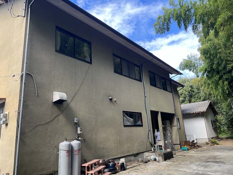 松岡建設手摺塗装施工例