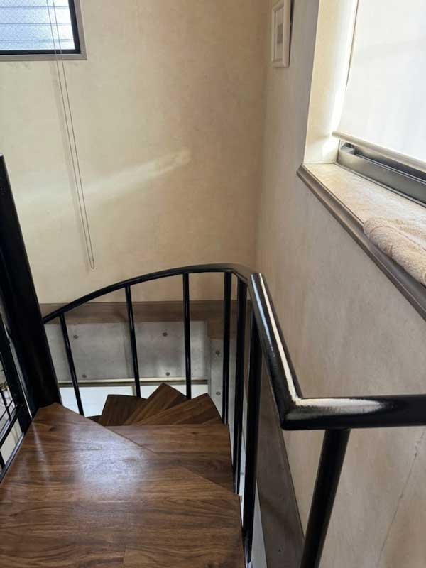 松岡建設手摺塗装施工例