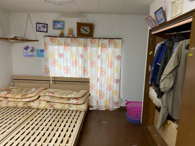松岡建設リフォーム施工前：寝室