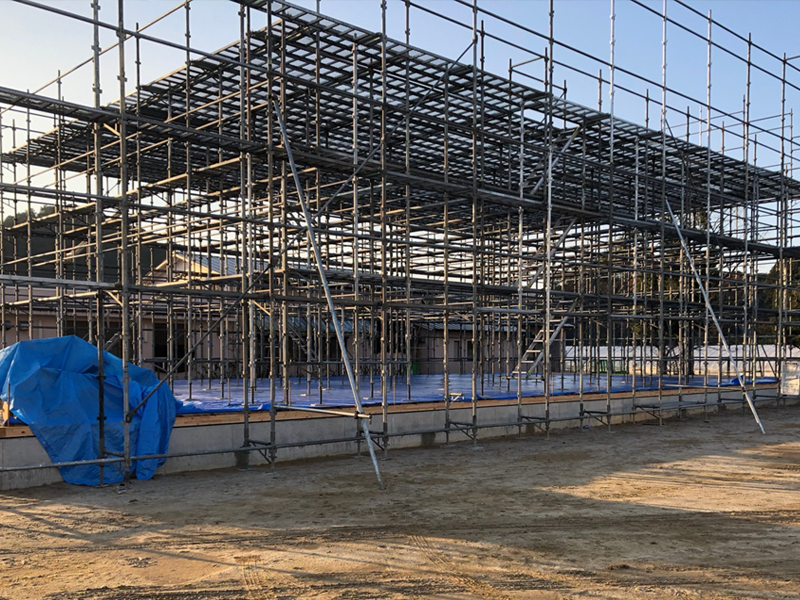 松岡建設体育館施工中画像