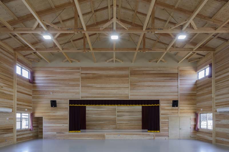 松岡建設体育館完成写真