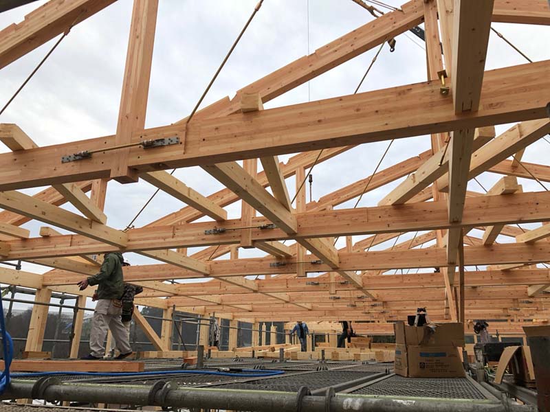 松岡建設体育館施工中画像