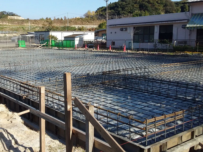 松岡建設体育館施工中画像