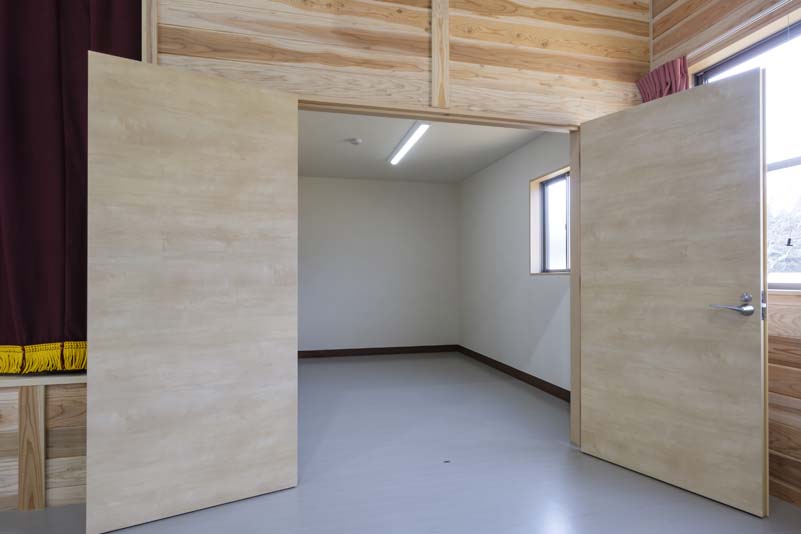 松岡建設体育館完成写真